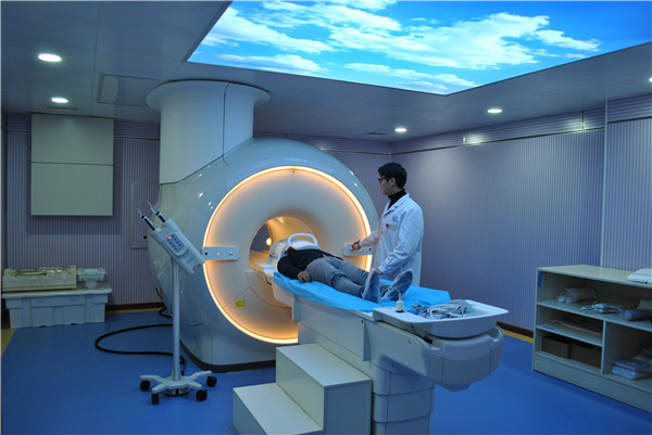 正式投入使用的3.0T磁共振.jpg