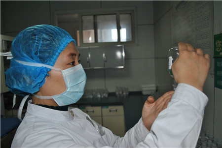 譚珊珊.jpg 譚珊珊.jpg