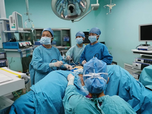 各類手術不分晝夜.jpg 各類手術不分晝夜.jpg